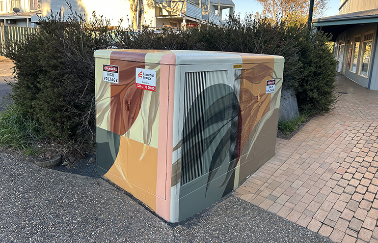 Jindabyne streetscape by Mike Shankster