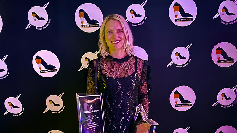 Cathy Connors with Award